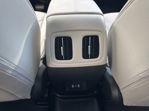 New 2026 Hyundai Tucson SEL image 16