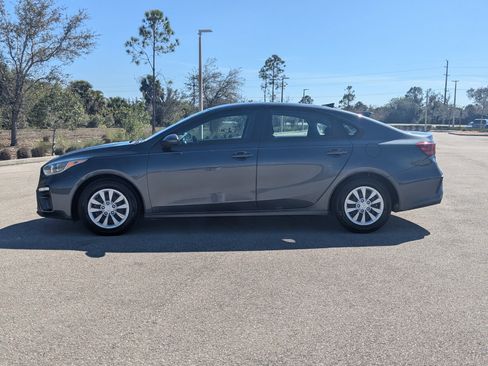 Used 2021 Kia Forte Sedan image 8
