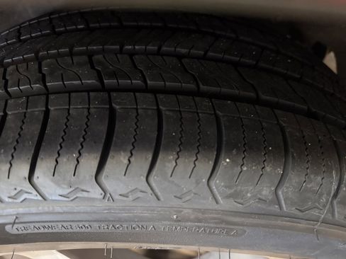 Used 2018 Acura MDX FWD w/ Advance Package image 8