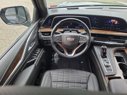 Used 2023 Cadillac Escalade ESV Sport Platinum w/ LPO, ONYX Package AWD/4WD image 20