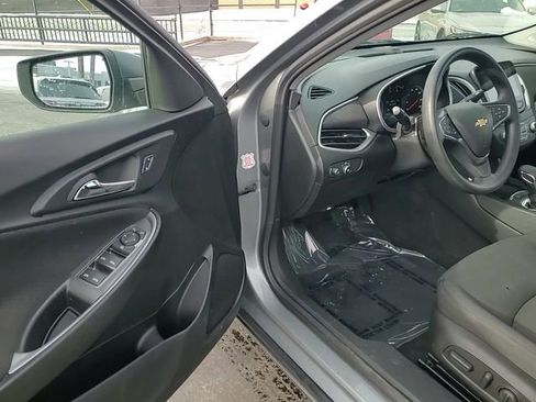 Used 2024 Chevrolet Malibu LT image 13