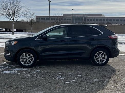 Used 2022 Ford Edge SEL image 4