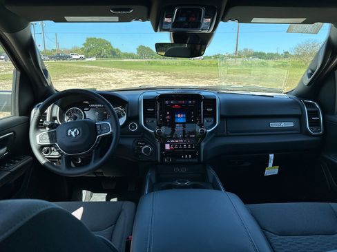 New 2025 RAM 1500 Lone Star AWD/4WD image 13