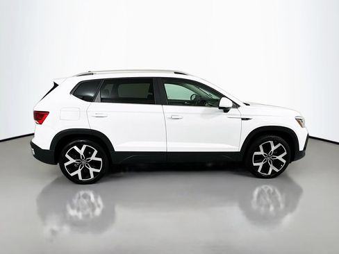 Used 2023 Volkswagen Taos SEL AWD/4WD image 7