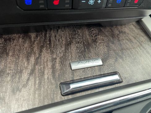 Used 2018 Ford F250 Lariat w/ Lariat Ultimate Package image 51