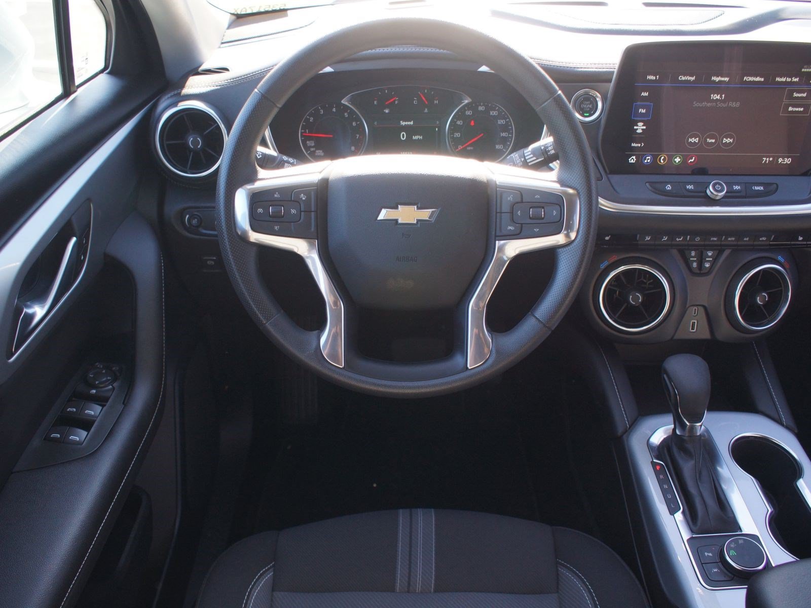 Used 2026 Chevrolet Blazer LT FWD image 5
