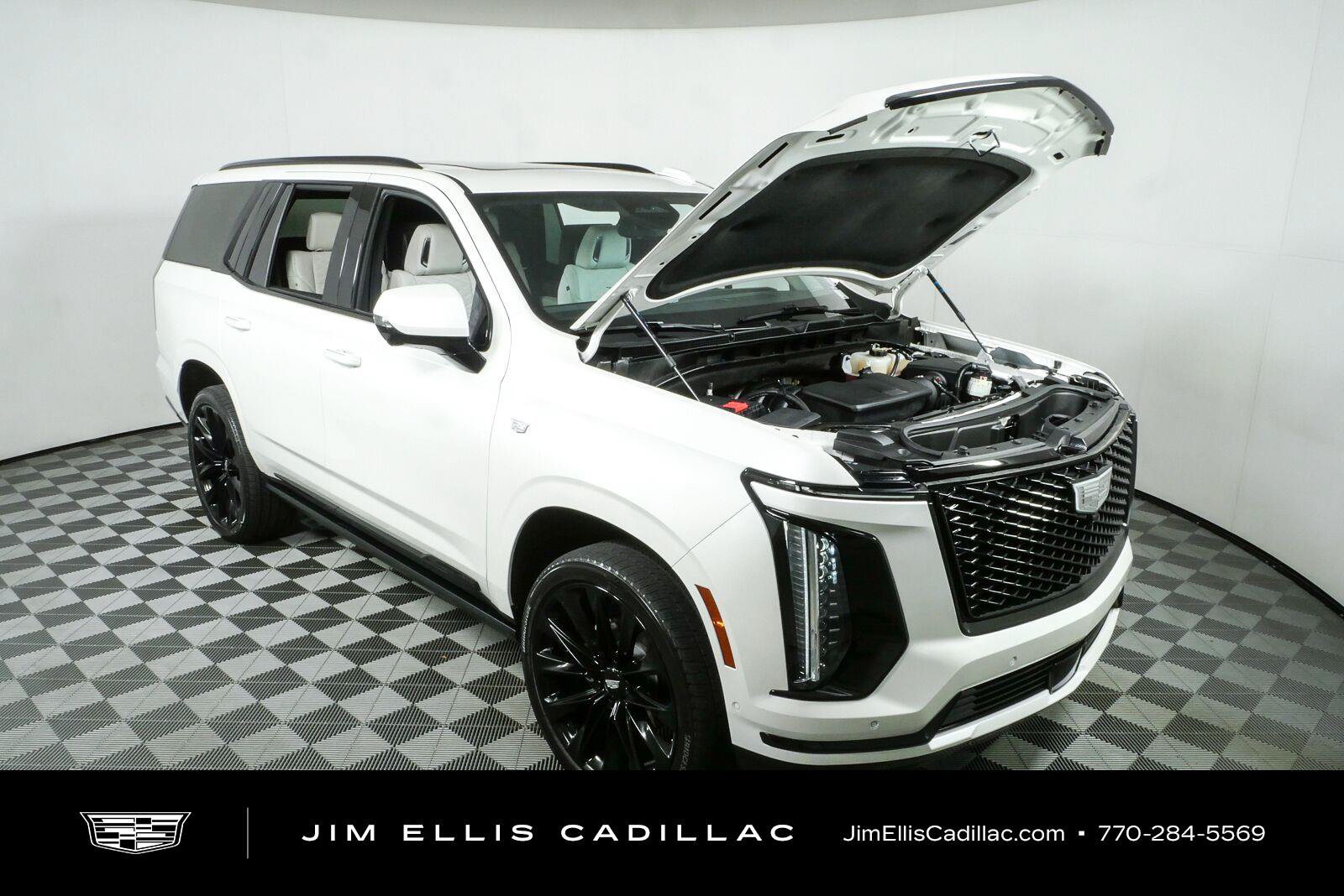 Used 2025 Cadillac Escalade Sport Platinum AWD/4WD image 38
