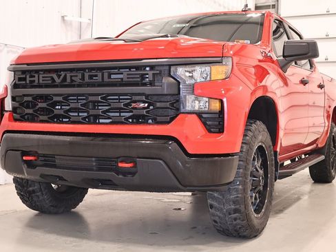 Used 2026 Chevrolet Silverado 1500 Custom Trail Boss AWD/4WD image 5