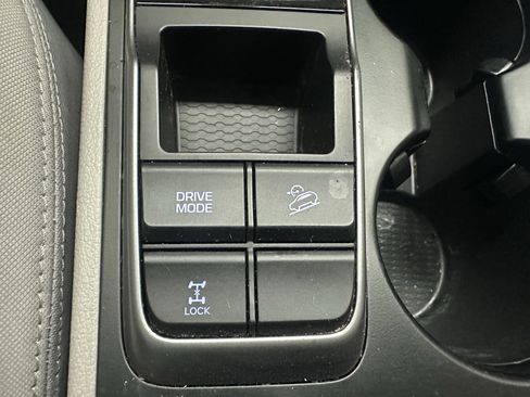 Used 2018 Hyundai Tucson Sport w/ Cargo Package image 50