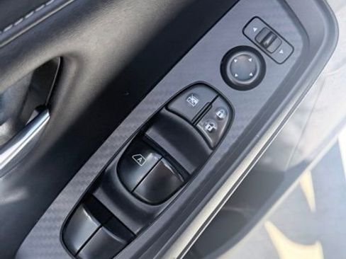 Used 2024 Nissan Sentra SV image 22