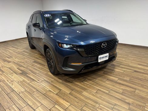 Used 2025 MAZDA CX-50 AWD 2.5 Hybrid w/ Premium Pkg image 3