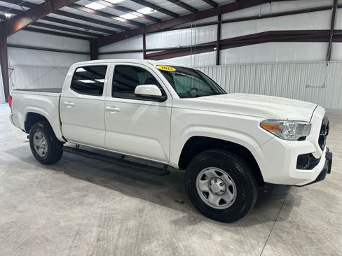 Used 2023 Toyota Tacoma SR AWD/4WD image 7
