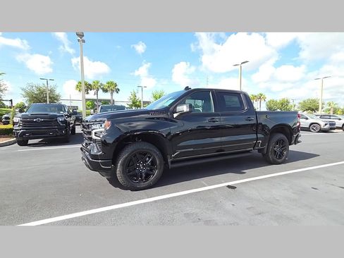 New 2026 Chevrolet Silverado 1500 High Country w/ Midnight Edition AWD/4WD image 22