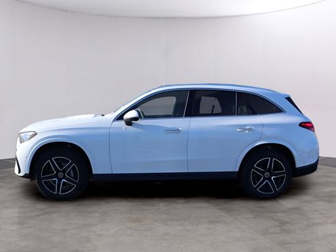 Used 2026 Mercedes-Benz GLC 300 4MATIC image 4