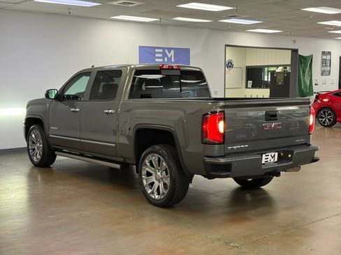 Used 2018 GMC Sierra 1500 Denali w/ Denali Ultimate Package AWD/4WD image 5