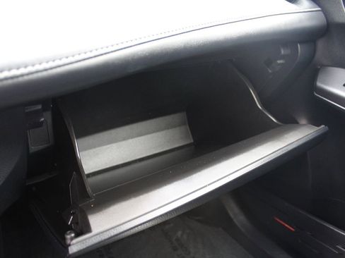 Used 2018 Toyota RAV4 XLE w/ Convenience Package image 29