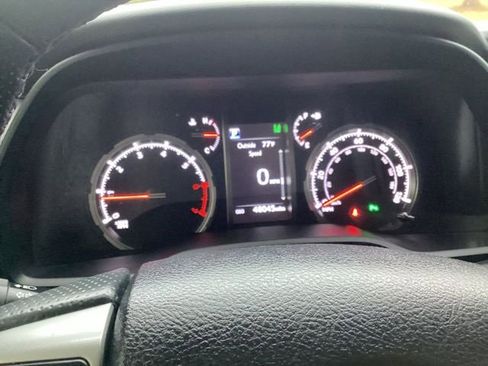 Used 2023 Toyota 4Runner Limited image 4