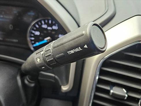 Used 2018 Ford F250 Lariat w/ Lariat Value Package AWD/4WD image 11