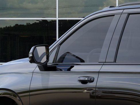 New 2026 Chevrolet Tahoe RST image 12