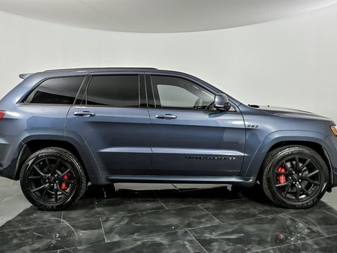 Used 2019 Jeep Grand Cherokee SRT AWD/4WD image 10
