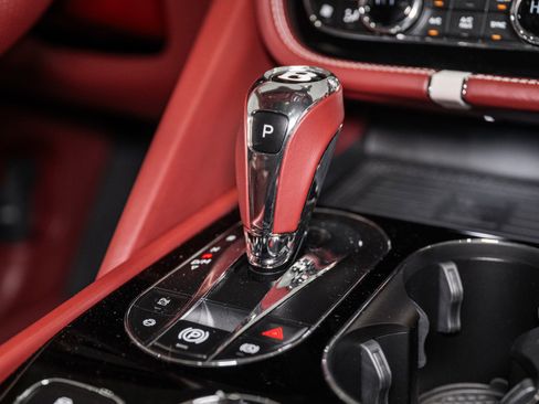 New 2026 Bentley Bentayga Speed image 44