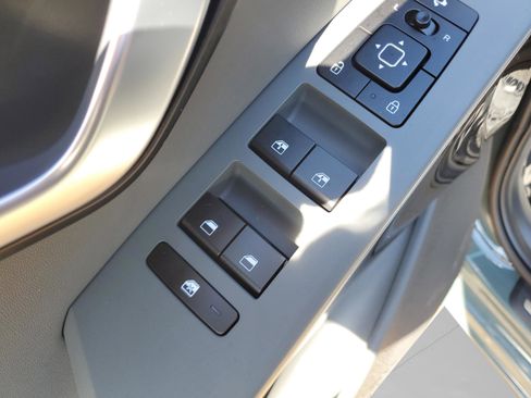 New 2026 Kia Niro SX image 15