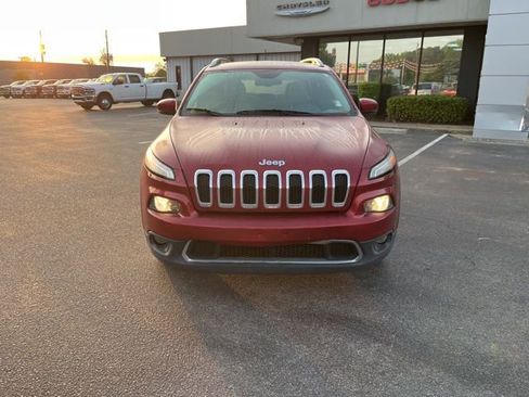 Used 2016 Jeep Cherokee Limited FWD image 38