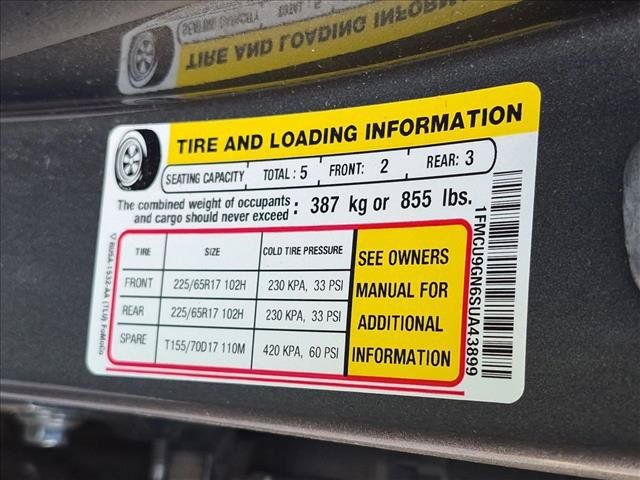 Used 2025 Ford Escape Active AWD/4WD image 25