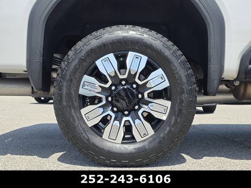 Used 2025 GMC Sierra 2500 Denali w/ Denali Reserve Package AWD/4WD image 46