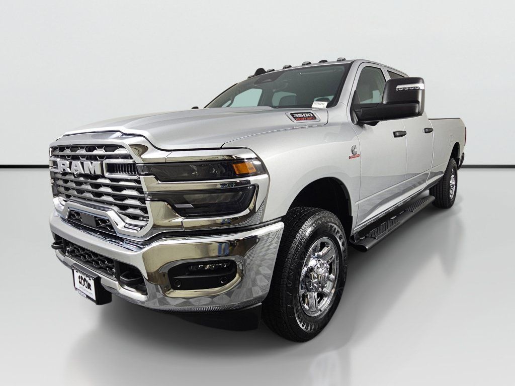 New 2026 RAM 3500 Tradesman AWD/4WD image 9
