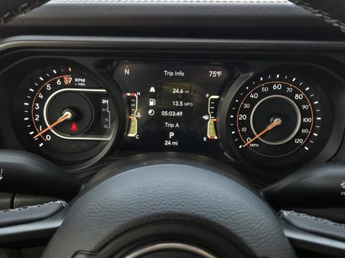 New 2025 Jeep Gladiator Sport image 23