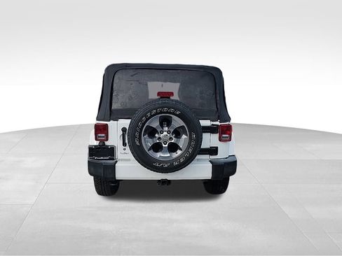 Certified 2016 Jeep Wrangler Sahara w/ Connectivity Group image 10