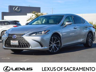 Certified 2022 Lexus ES 300h w/ Premium Package