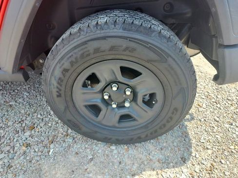 Used 2021 Jeep Wrangler Unlimited Sport image 38