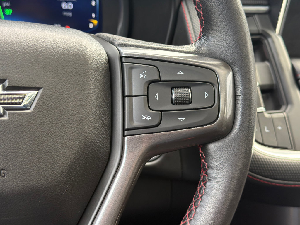 Used 2022 Chevrolet Suburban RST w/ Luxury Package AWD/4WD image 27