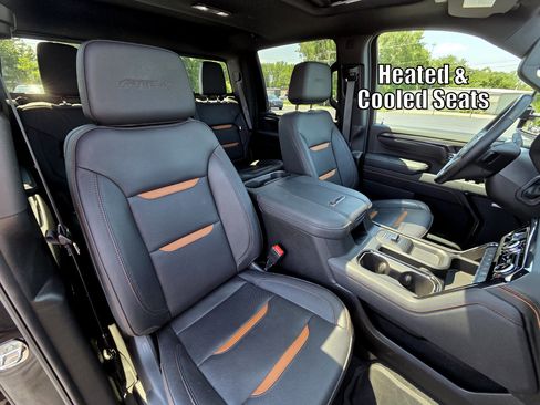 Used 2024 GMC Sierra 2500 AT4 w/ AT4 Premium Plus Package AWD/4WD image 3