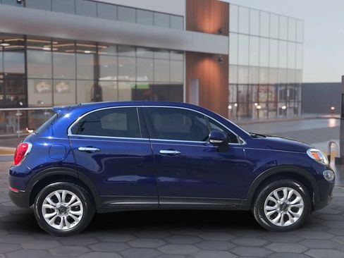 Used 2016 FIAT 500X Lounge image 4