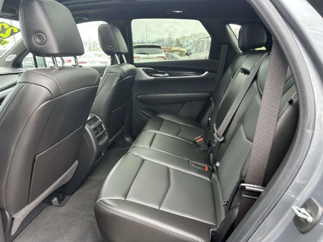 Used 2022 Cadillac XT5 Premium Luxury AWD/4WD image 7
