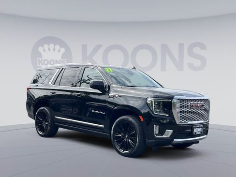 Used 2021 GMC Yukon Denali w/ Denali Premium Package AWD/4WD image 2