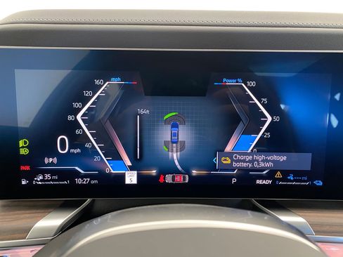 New 2026 BMW 750e xDrive w/ Premium Package image 20