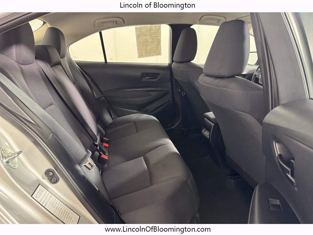 Used 2026 Toyota Corolla LE FWD image 11