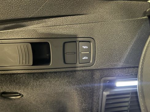 Used 2021 Audi SQ5 Premium Plus image 36