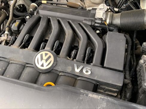 Used 2021 Volkswagen Atlas Cross Sport SEL Premium R-Line w/ Cross Sport MDO Package AWD/4WD image 65