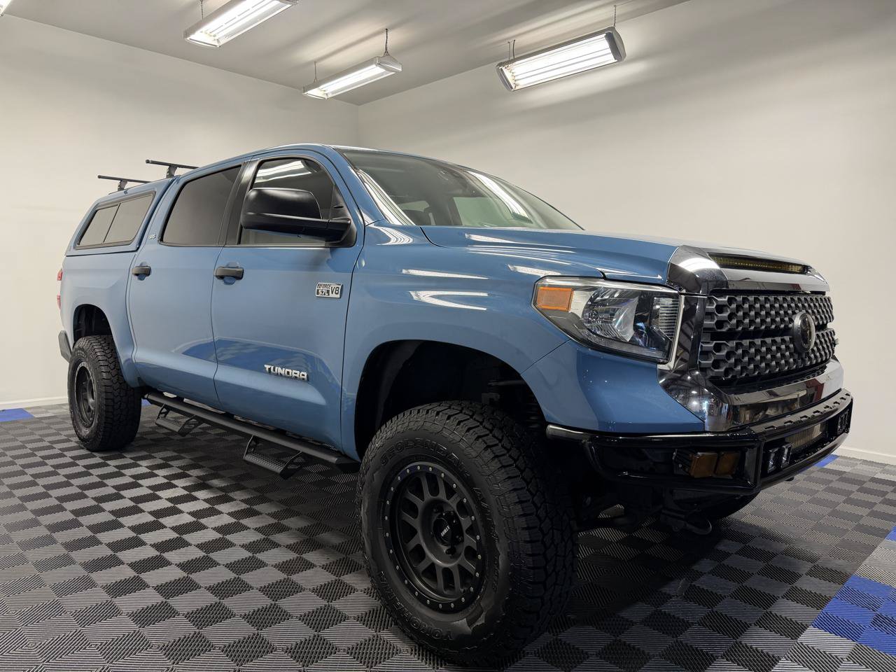 Used 2021 Toyota Tundra SR5 w/ SR5 Leather Package AWD/4WD image 1
