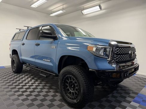 Used 2021 Toyota Tundra SR5 w/ SR5 Leather Package AWD/4WD image 1