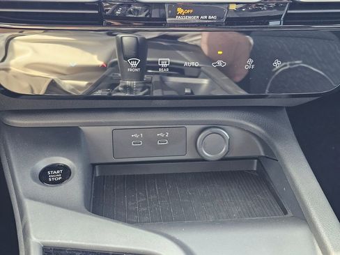 New 2026 Nissan Sentra SV w/ Floor Mat Package FWD image 14