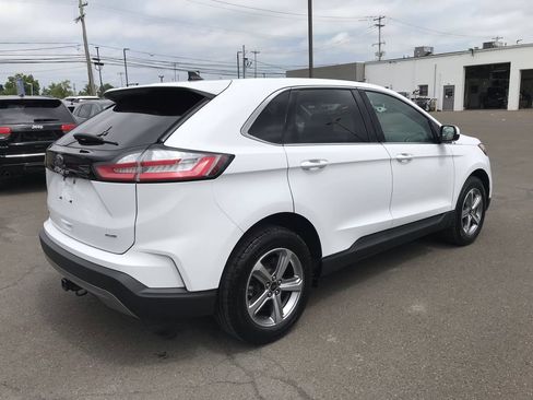 Used 2023 Ford Edge SEL w/ Convenience Package AWD/4WD image 3
