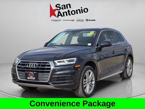 Used 2020 Audi Q5 2.0T Premium Plus w/ Premium Plus Package image 3