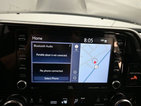 Used 2021 Toyota Highlander Limited image 23