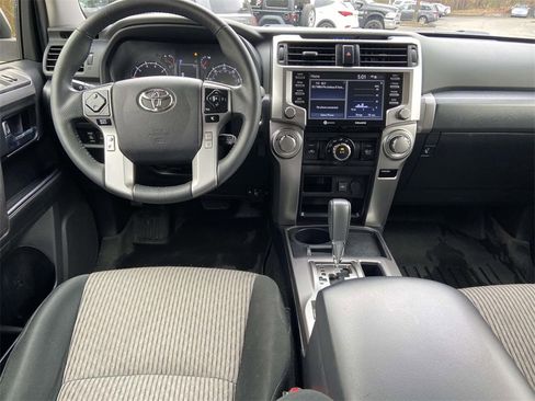 Used 2022 Toyota 4Runner SR5 image 11